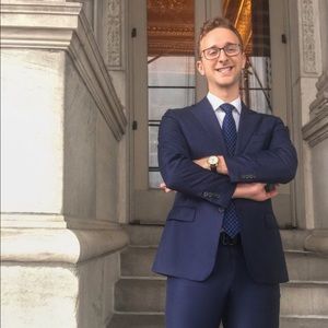 Meet your Posher, Charles